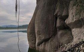 Hach Winik